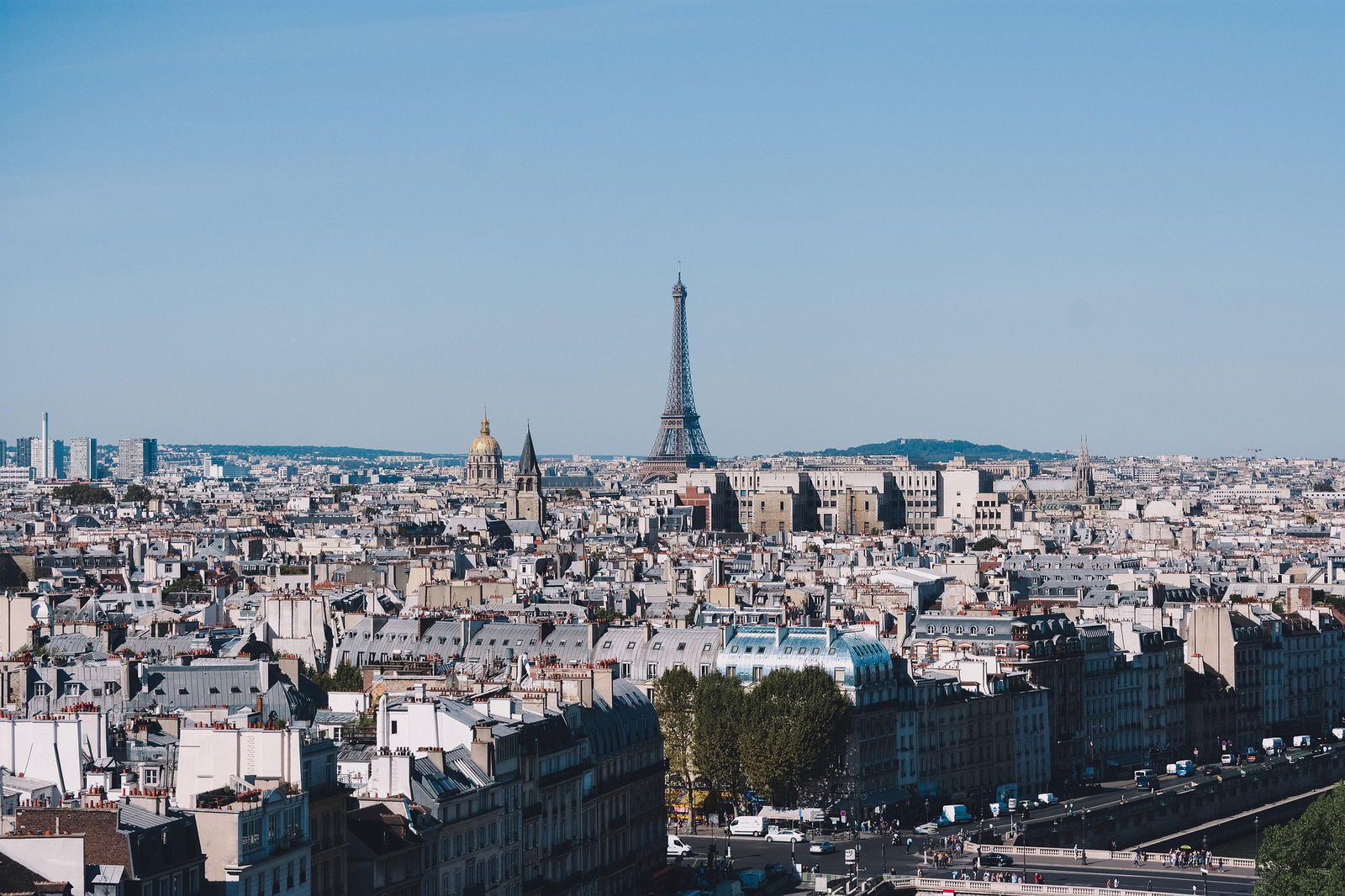 Vue sur Paris avec la Tour Eiffel
